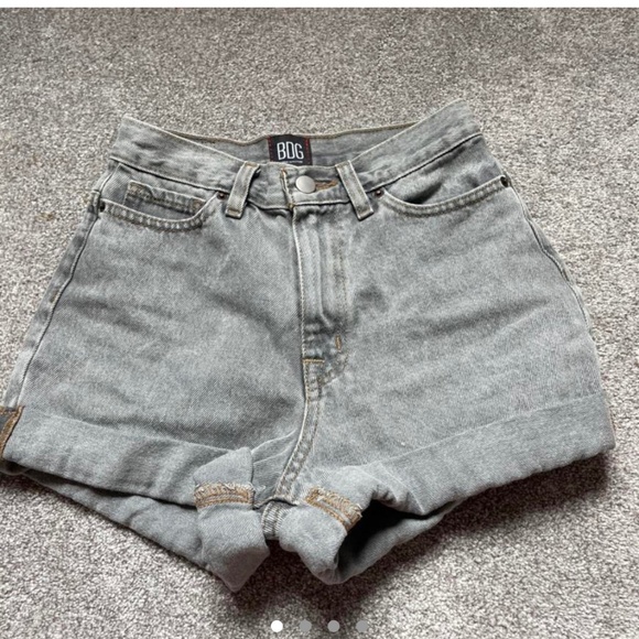 BDG Mom High Rise Shorts - Picture 1 of 4